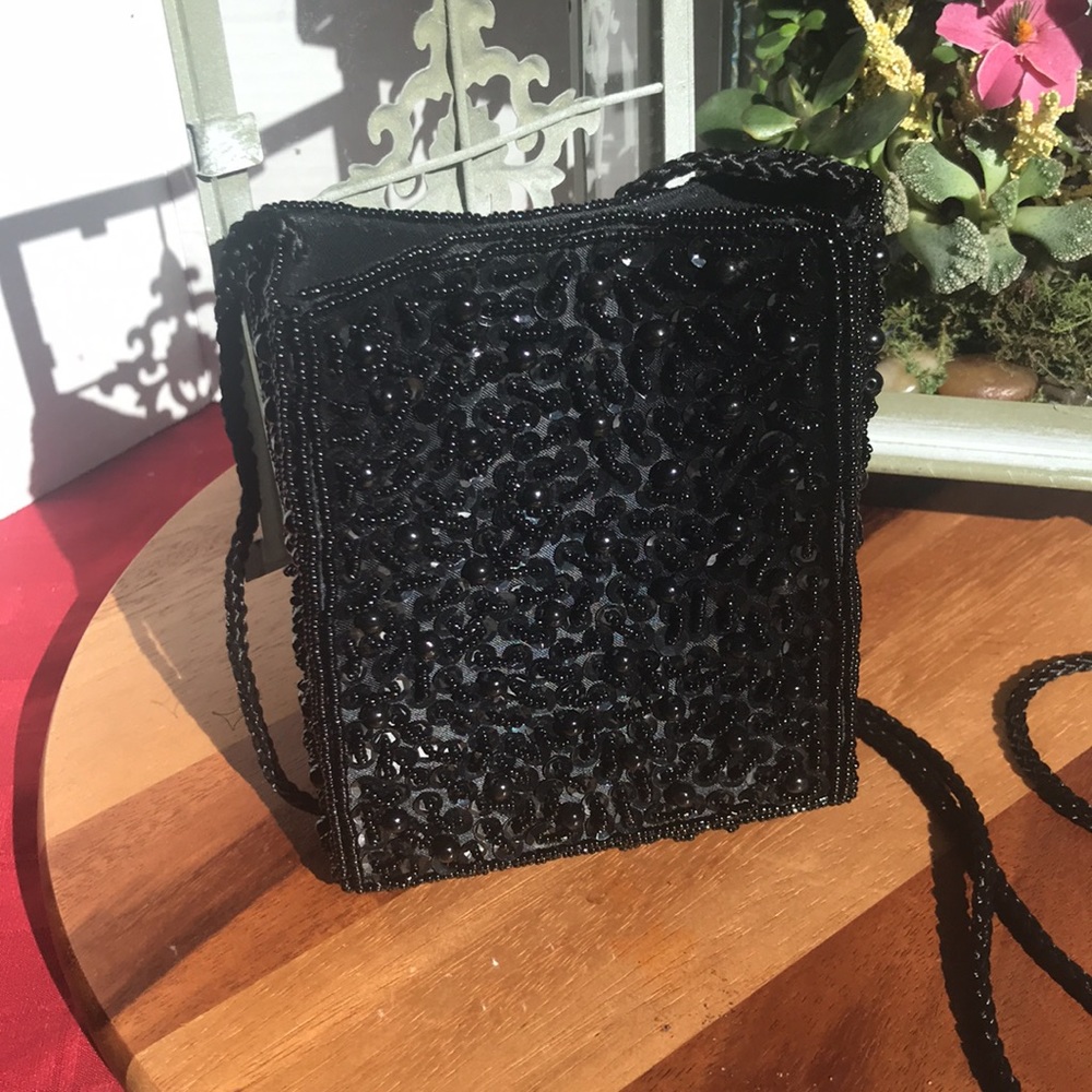 Black sequin beaded crossbody evening bag - Picture 1 of 9